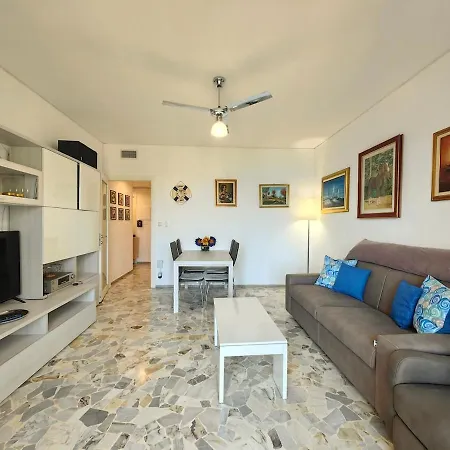 Alba Da Sogno A Apartman San Remo